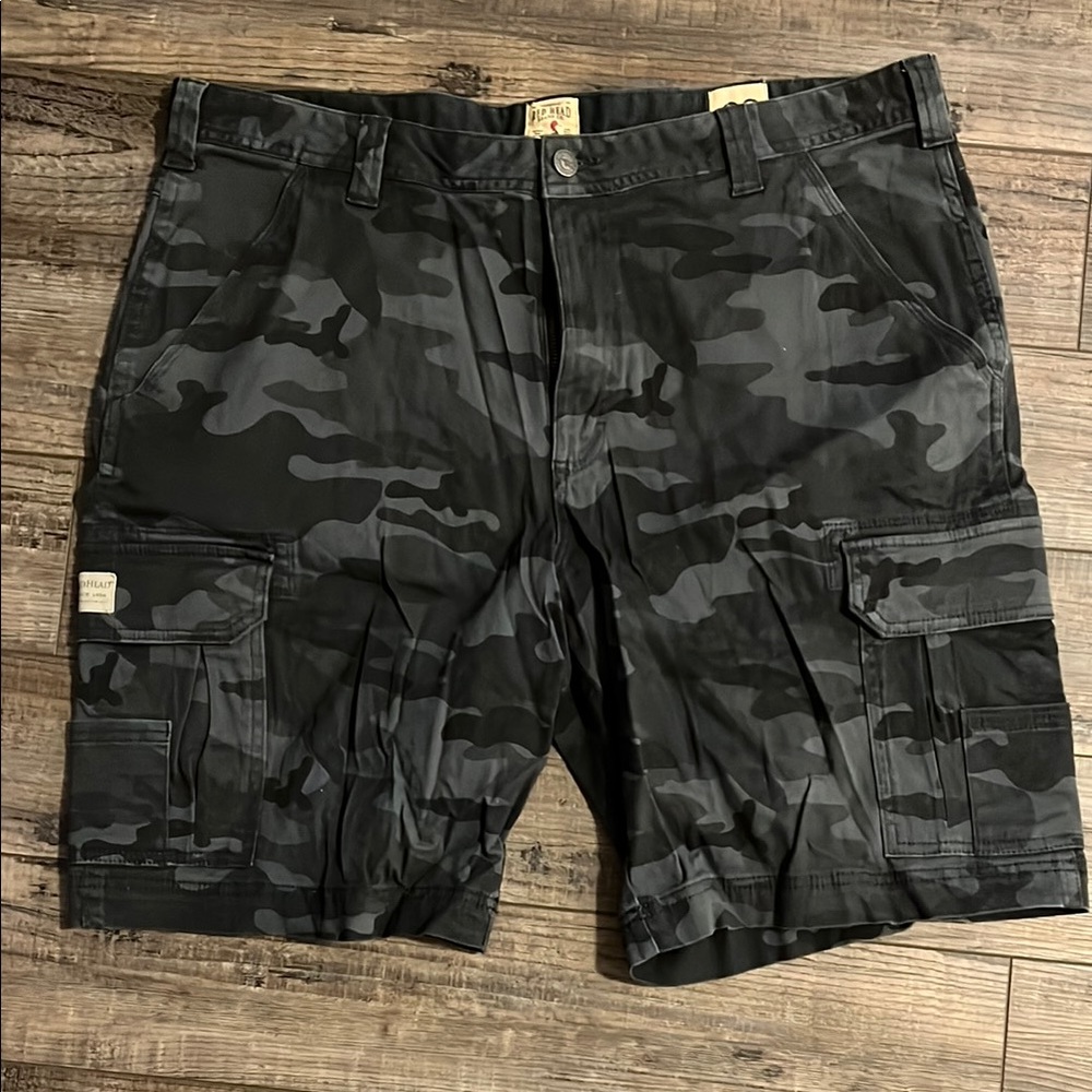 RedHead Camo Shorts 38
